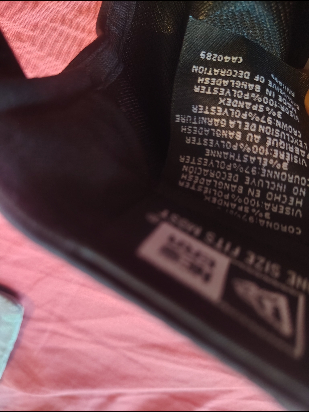 Vans Black Snapback Hat with Interior Labeling - Picture 5 of 6
